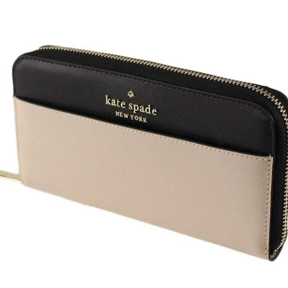 Kate Spade Wallet - Picture 1 of 8